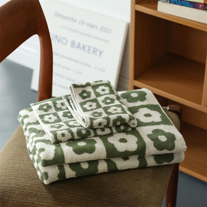 Plaid Series Towel Bath Towel Cherry Blossom Absorbent Facial Towel - Korvel