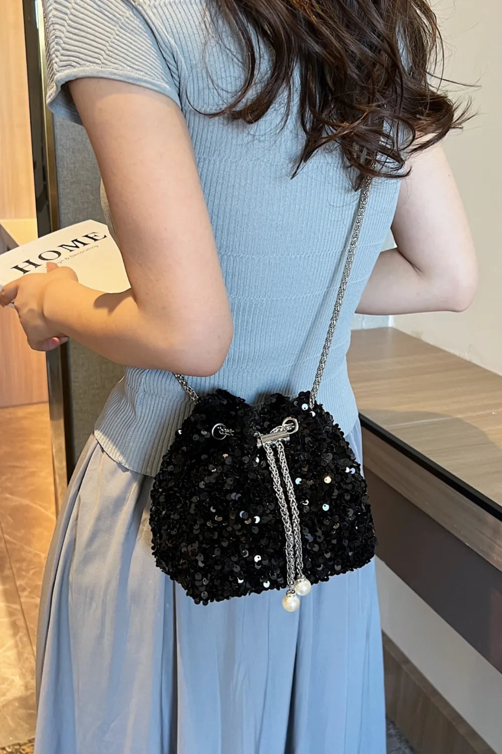 Sequin Chain Drawstring Bucket Bag - Korvel