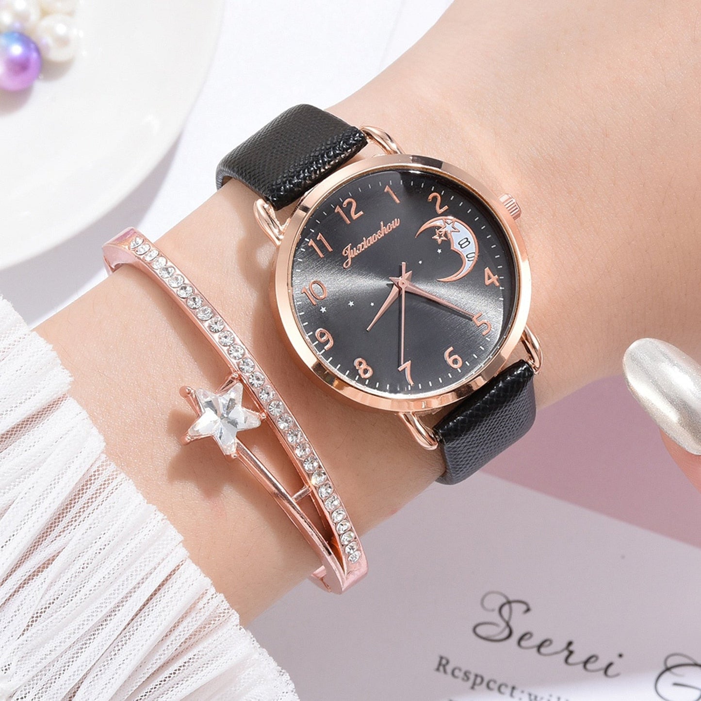 Reloj de lujo para mujer con correa de cuero - Elegante pieza de tiempo