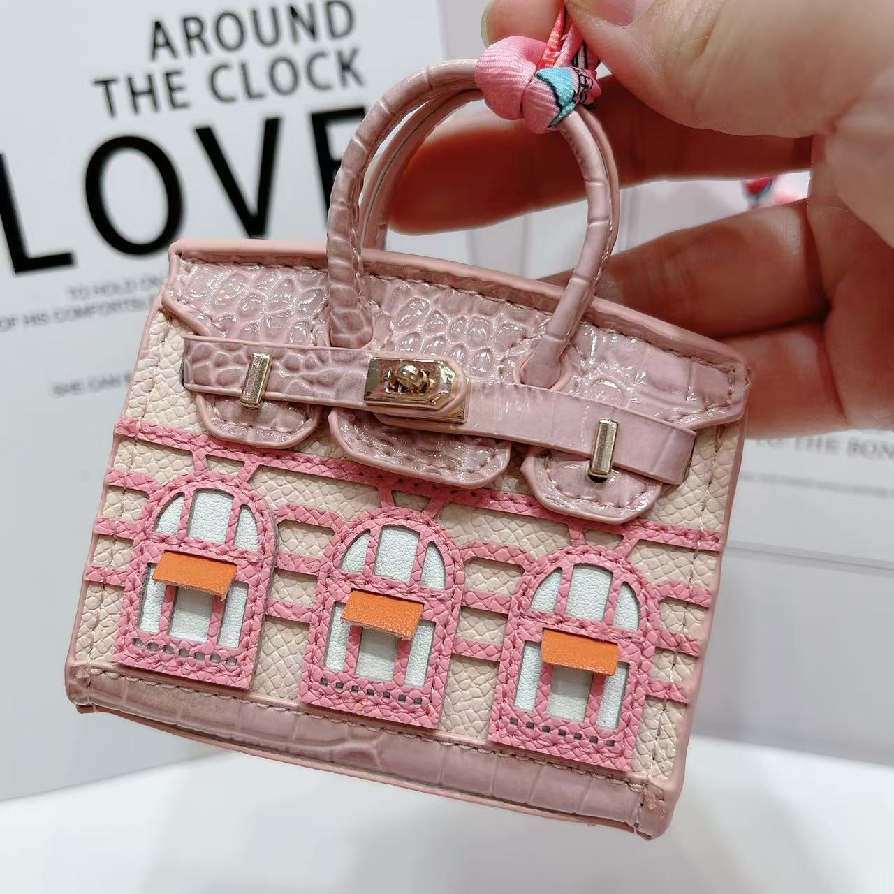 Small house bag mini window pendant headphone bag lipstick car key backpack backpack decoration - Korvel