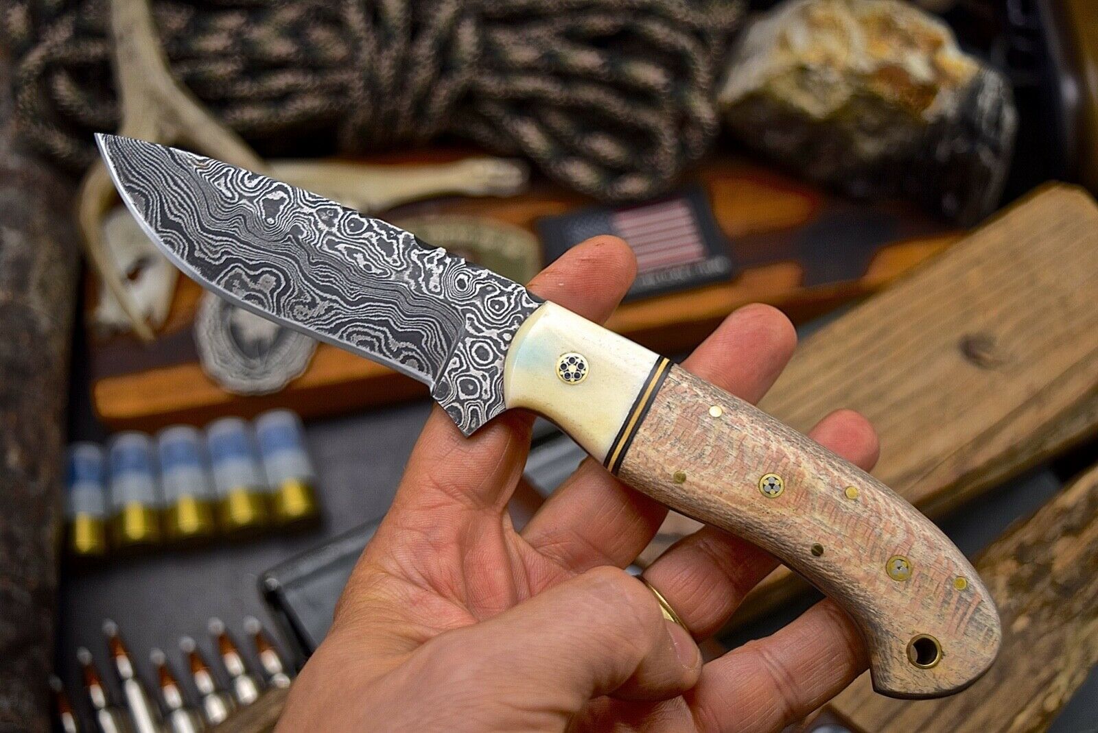 Premium Damascus Steel Hunting and Skinning Knife - Korvel