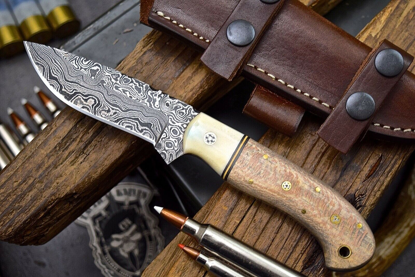 Premium Damascus Steel Hunting and Skinning Knife - Korvel