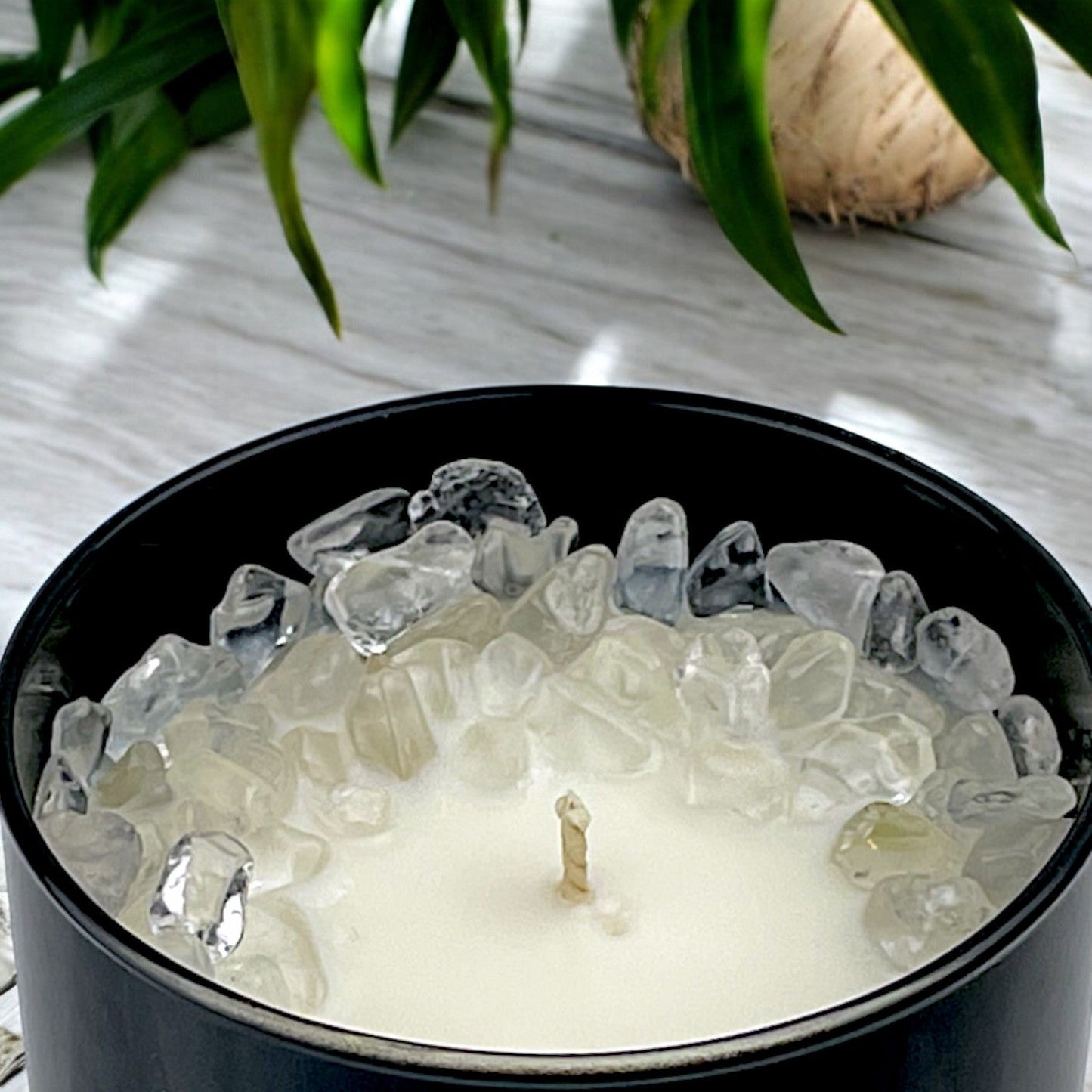 Crown Chakra Crystal Candle - Serenity & Enlightenment | 9oz Coconut-Soy Wax - Korvel