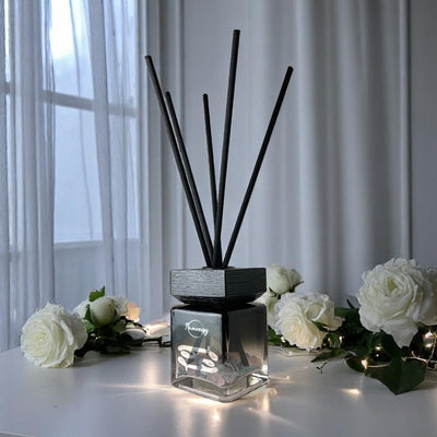 Cancer Zodiac Crystal-Infused Reed Diffuser - Moonlit Garden Aroma, 100ml - Korvel
