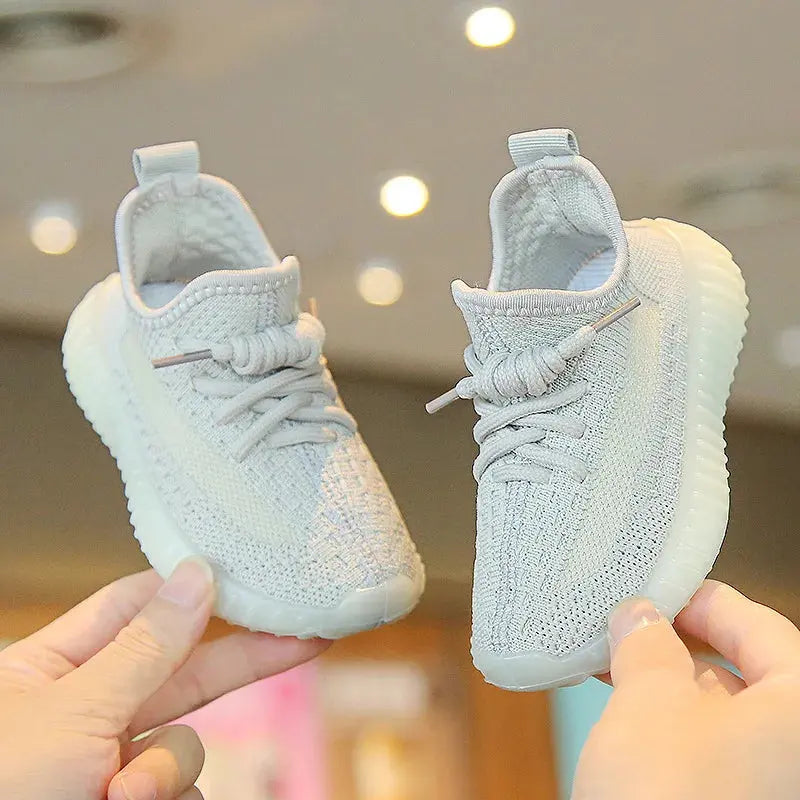 Children's Lightweight Sneakers for Boys & Girls