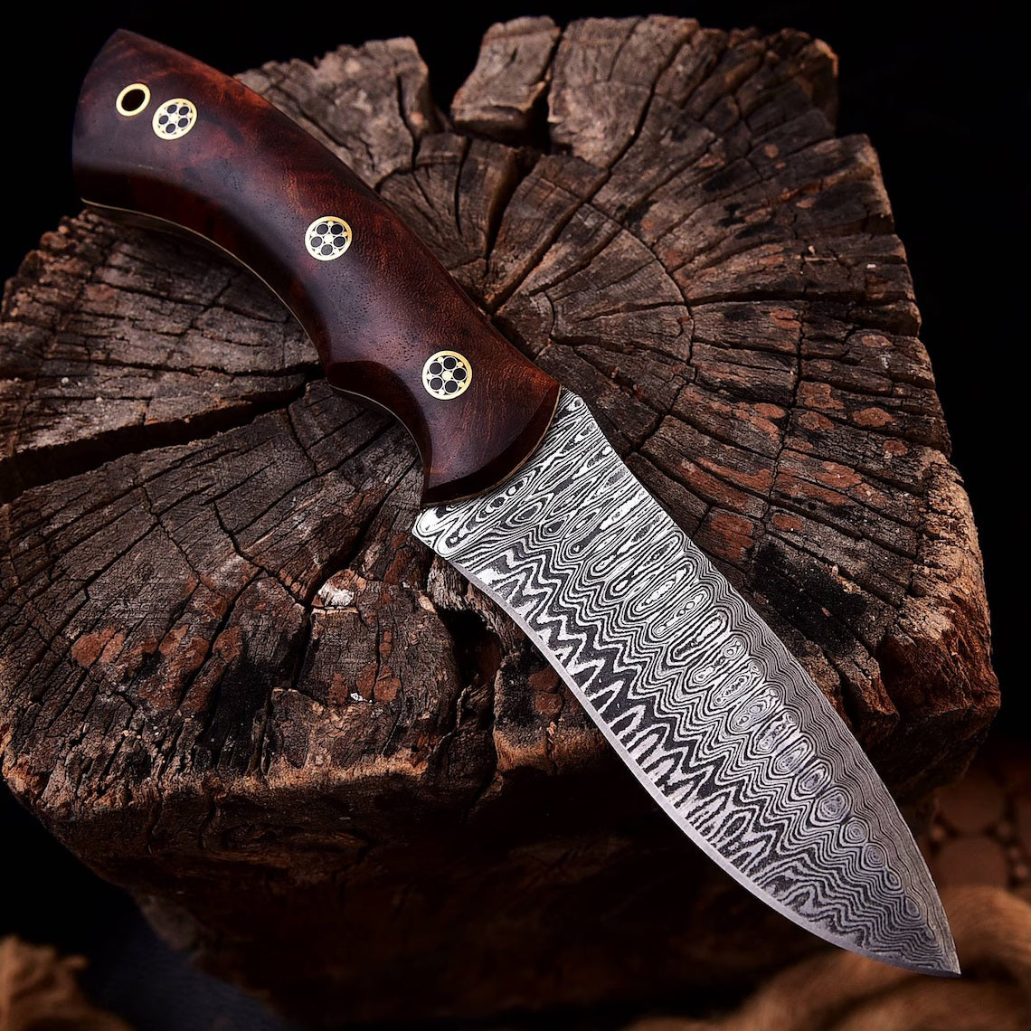 KBS Knives - 'Wilderness Warrior' Premium Custom Damascus Steel Hunting Knife with Elegant Rosewood Handle - Korvel