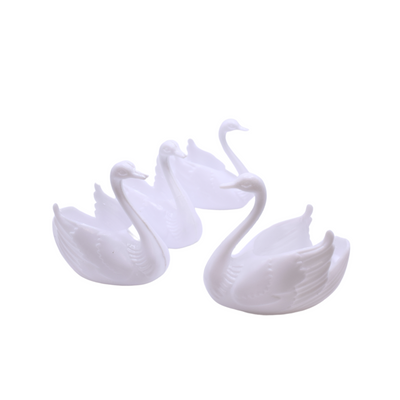 Coast Tier Swans for Elegant Cake Designs