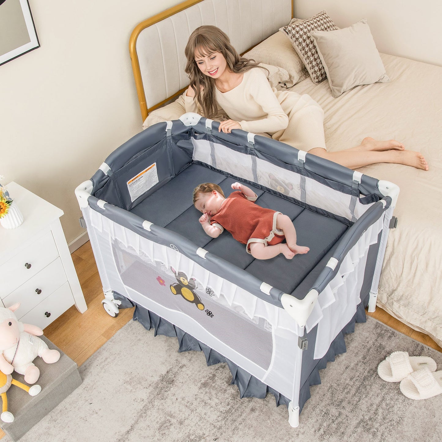 Cuna Convertible con Mesa de Cambio Removible - Gris