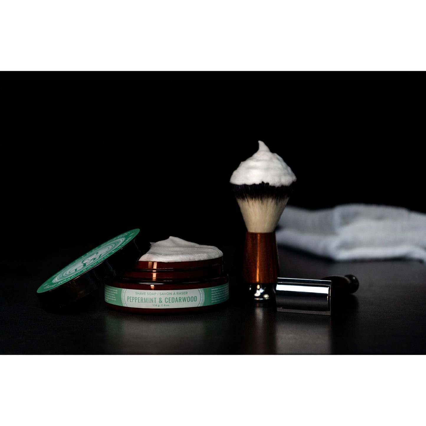 Savon à raser Educated Beards à la menthe poivrée et au cèdre 4 oz