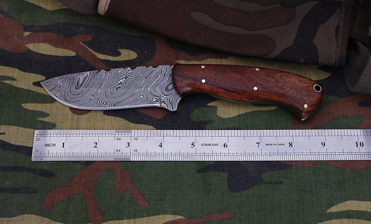 Premium Handmade Damascus Steel Hunting Knife - Korvel