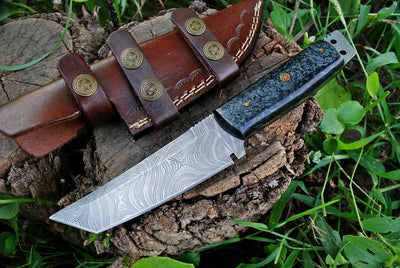 Premium Damascus Steel Tanto Knife for Adventurers - Korvel