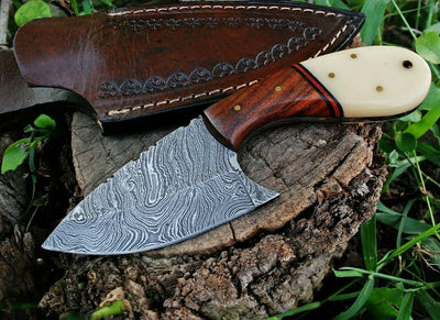 Artisan Crafted Damascus Steel Hunting Knife - Korvel