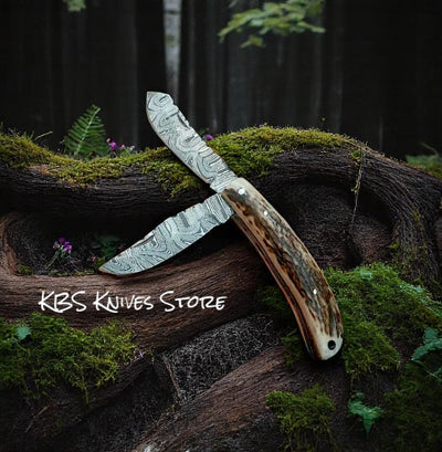 Handcrafted 3-Inch Cowboy Trapper Knife - Damascus Steel with Unique Antler Handle - Korvel