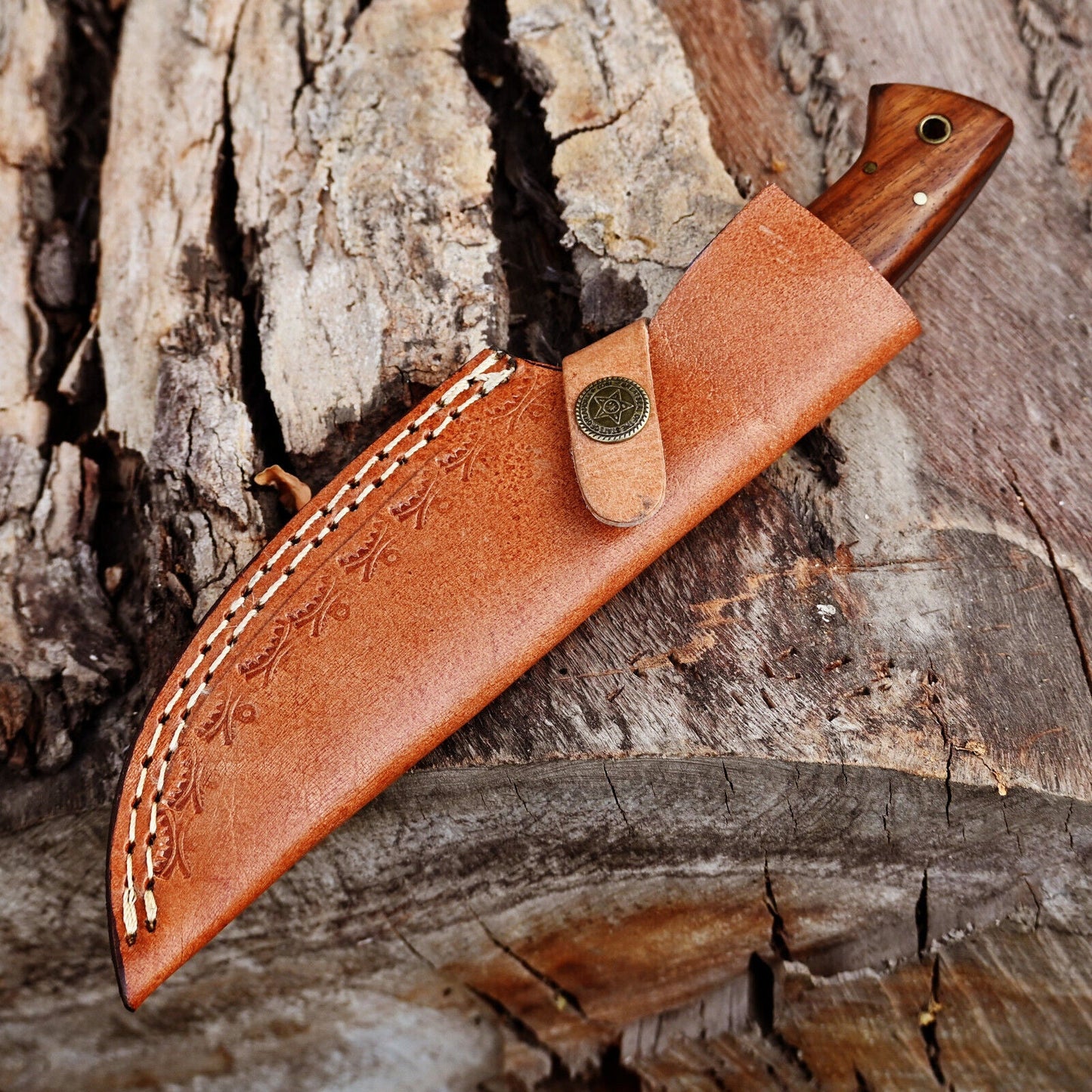 Artisan 5-Inch Damascus Skinning Knife with Luxurious Rosewood Grip - Korvel