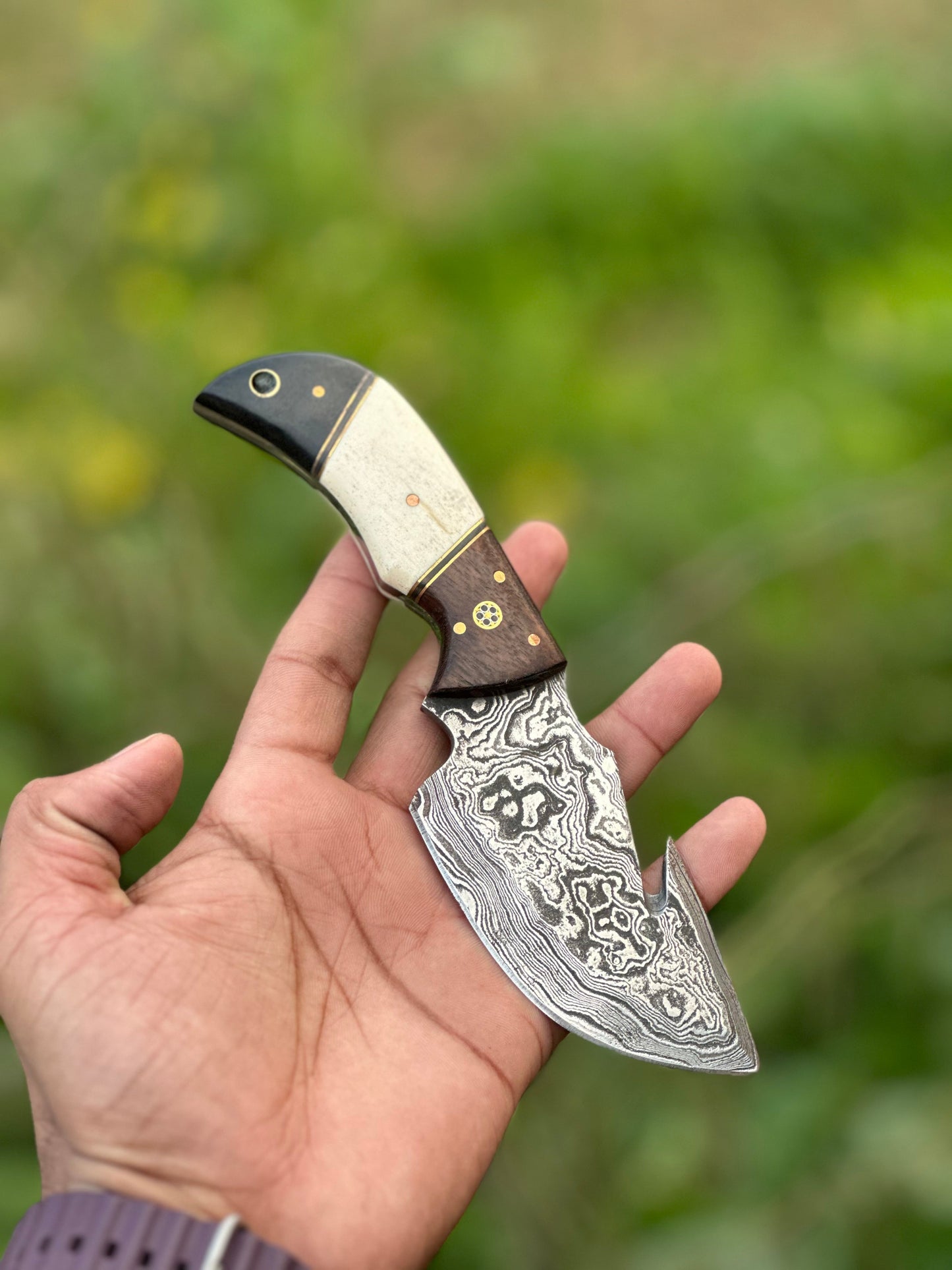Artisan Damascus Steel Guthook Skinning Knife with Exotic Handle - 7.5” with Leather Sheath - Korvel