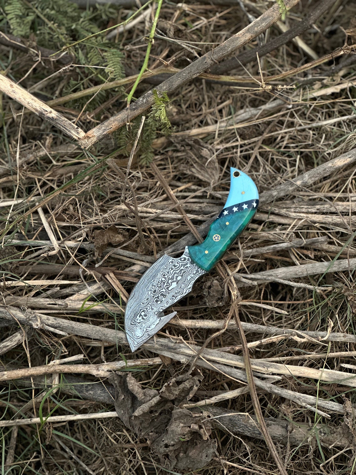 Premium Custom Damascus Steel Guthook Skinning Knife with Artisan Resin Handle - 7.5” Blade & Leather Sheath - Korvel