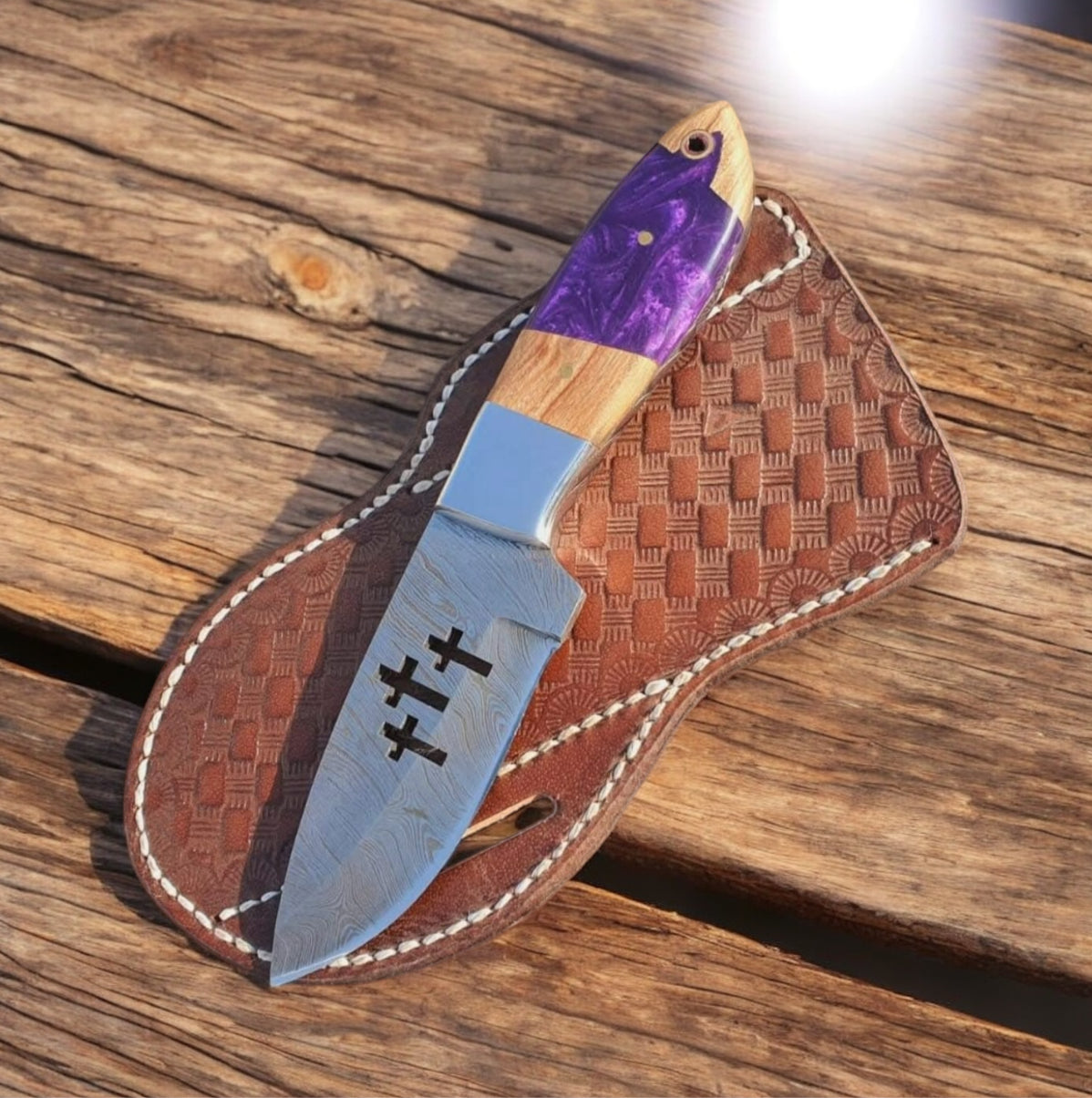 Premium Custom Damascus Skinner Knife with Olive Wood Handle – Ultimate Outdoor Companion - Korvel