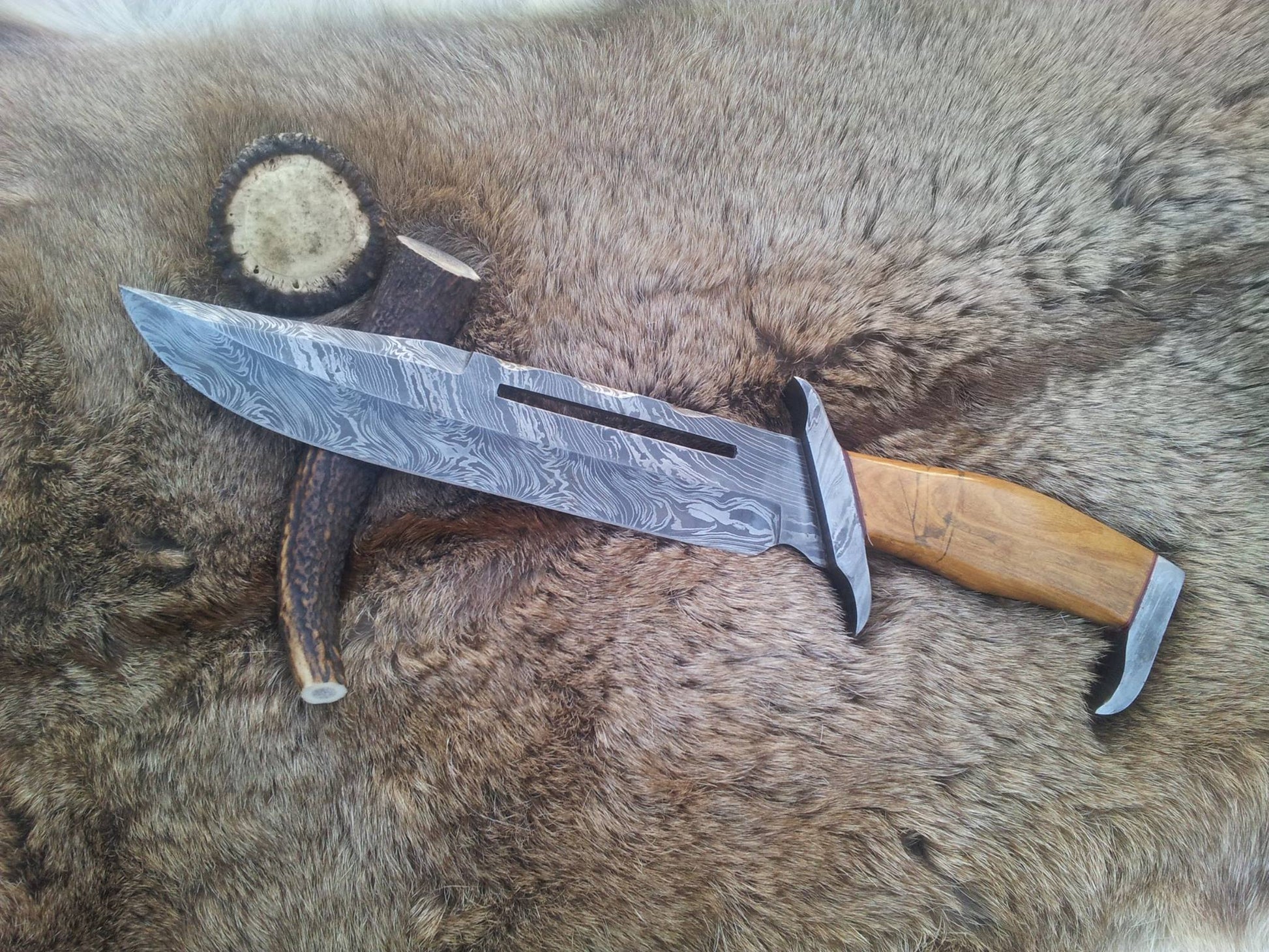 Premium Custom Damascus Bowie Knife with Olivewood Handle - Korvel