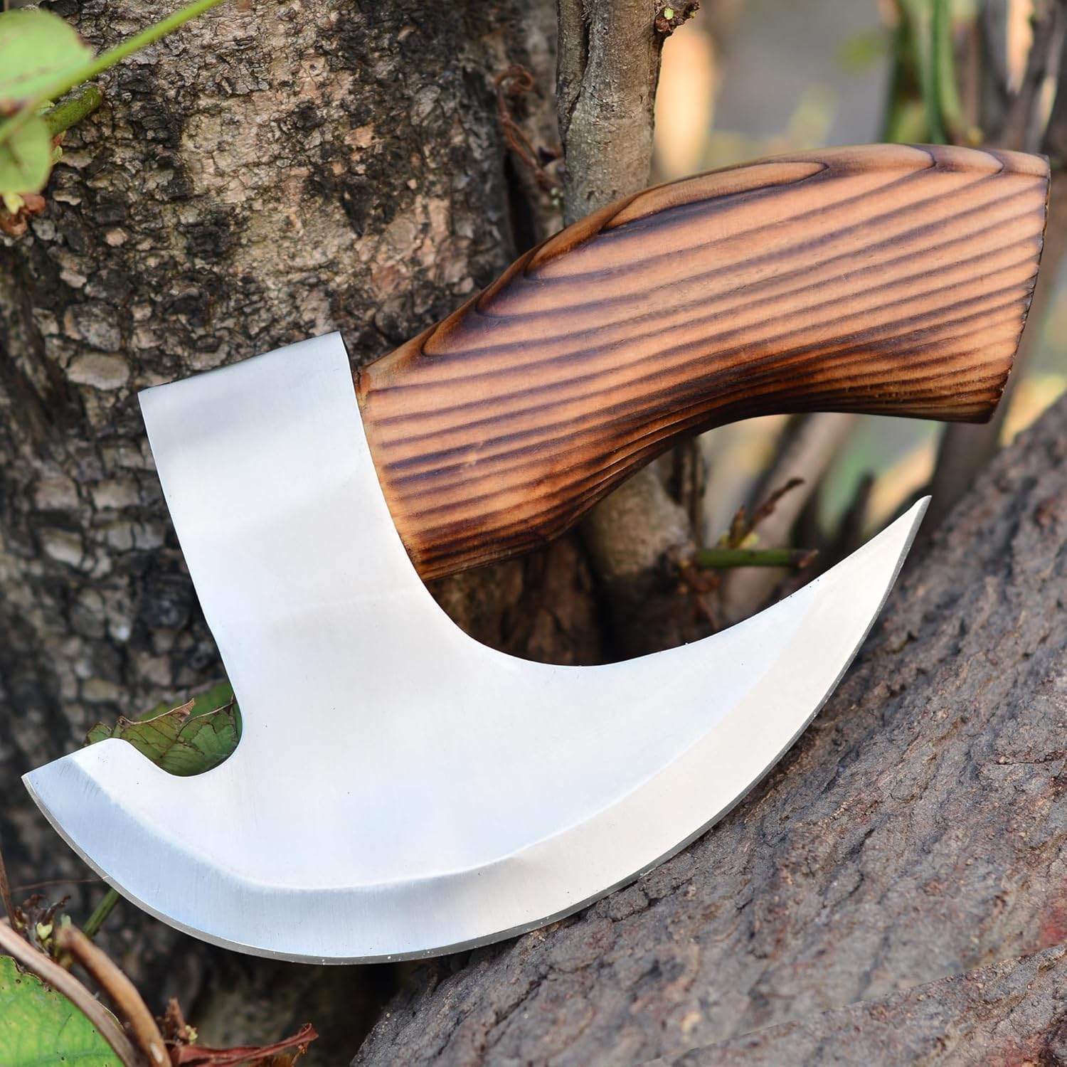 Artisan Forged Pizza Cutter – Premium J2 Steel Blade with Elegant Wood Handle - Korvel