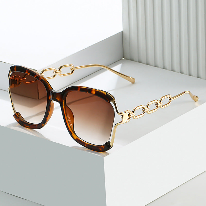 Chains Sunglasses European and American Street Photography Fashion Trend Metal Hollow Brushed Glasses UV400 - Korvel