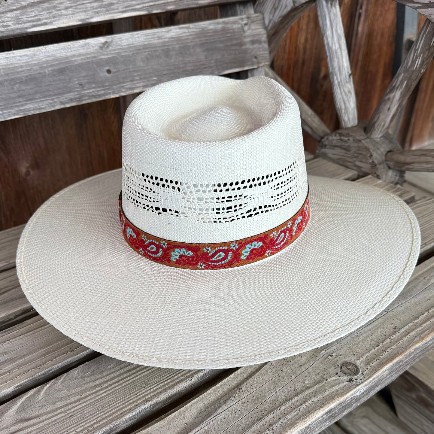 Pinched Front Twister Hat