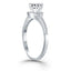 Anillo de Compromiso con Halo de Diamantes en Oro Blanco de 14k con Diseño Bypass