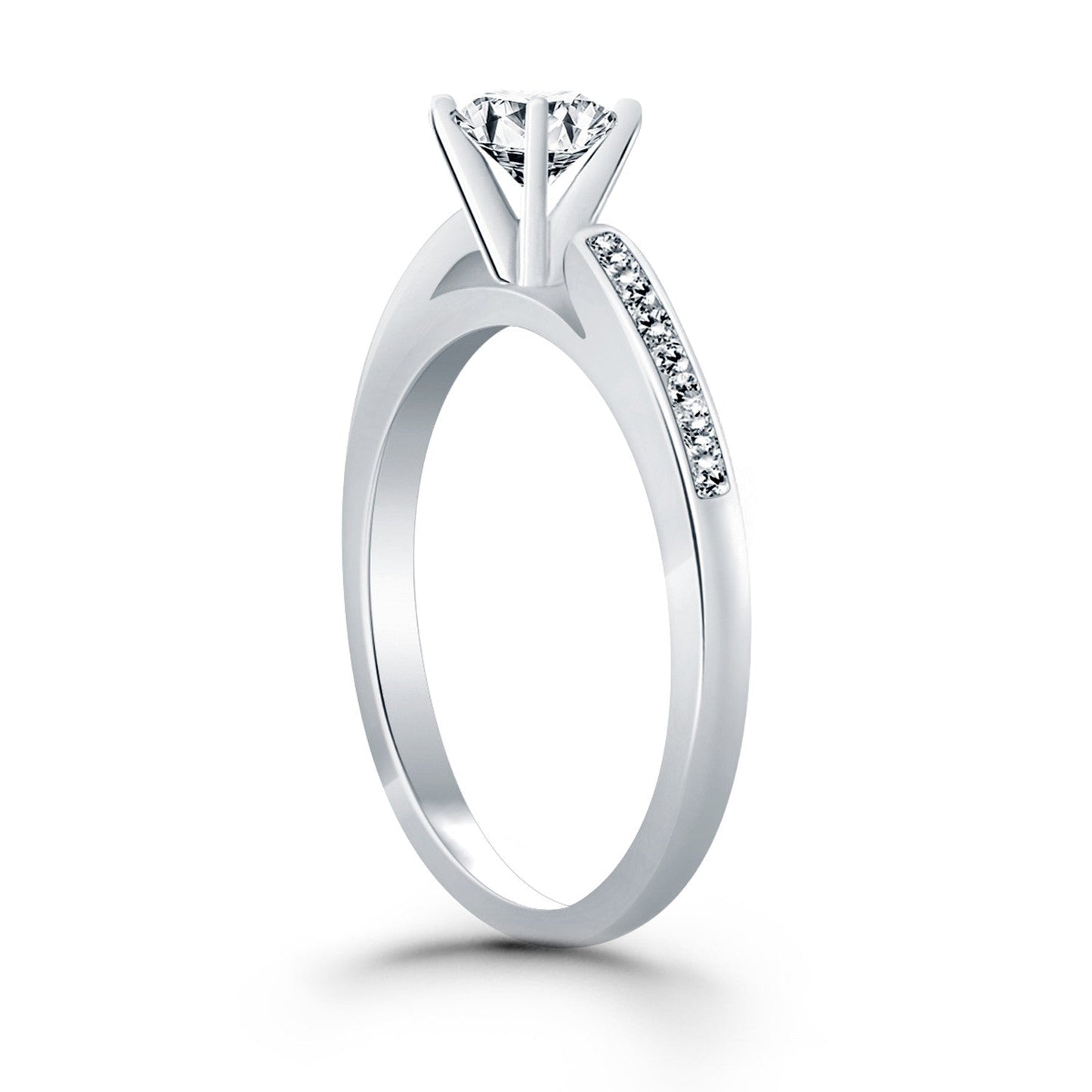 Anillo de Compromiso de Diamante en Canal de Oro Blanco de 14k