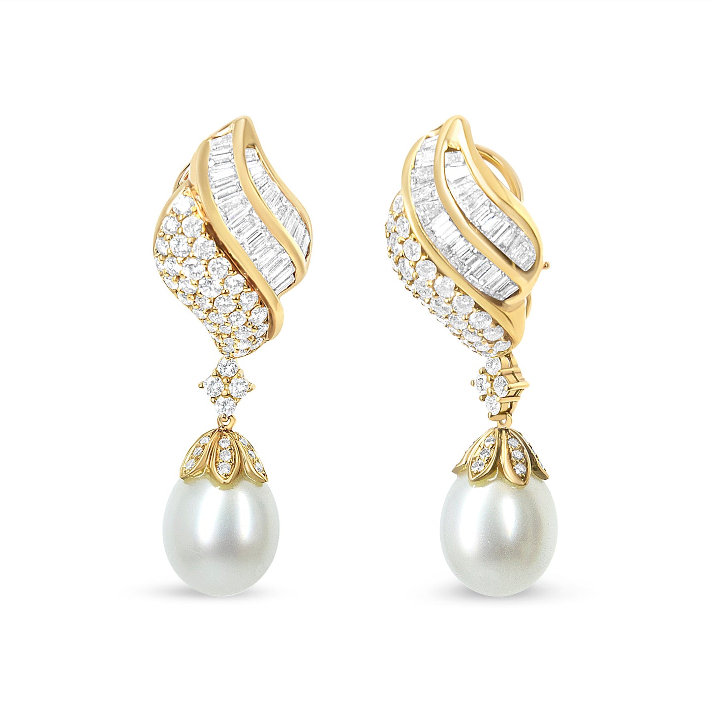 Boucles d'oreilles pendantes en or jaune 18 carats, diamants et perles de mer du Sud