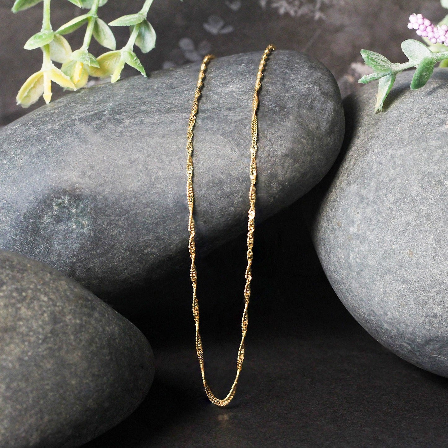 14k Yellow Gold Singapore Chain - 1.5mm Elegance