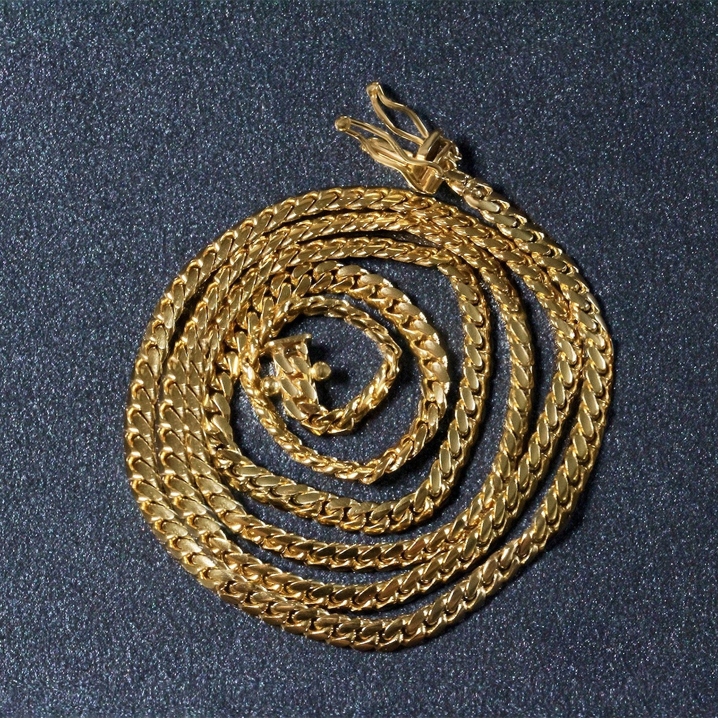 Cadena Cubana Clásica Sólida de Oro Amarillo de 14k - 3.2mm