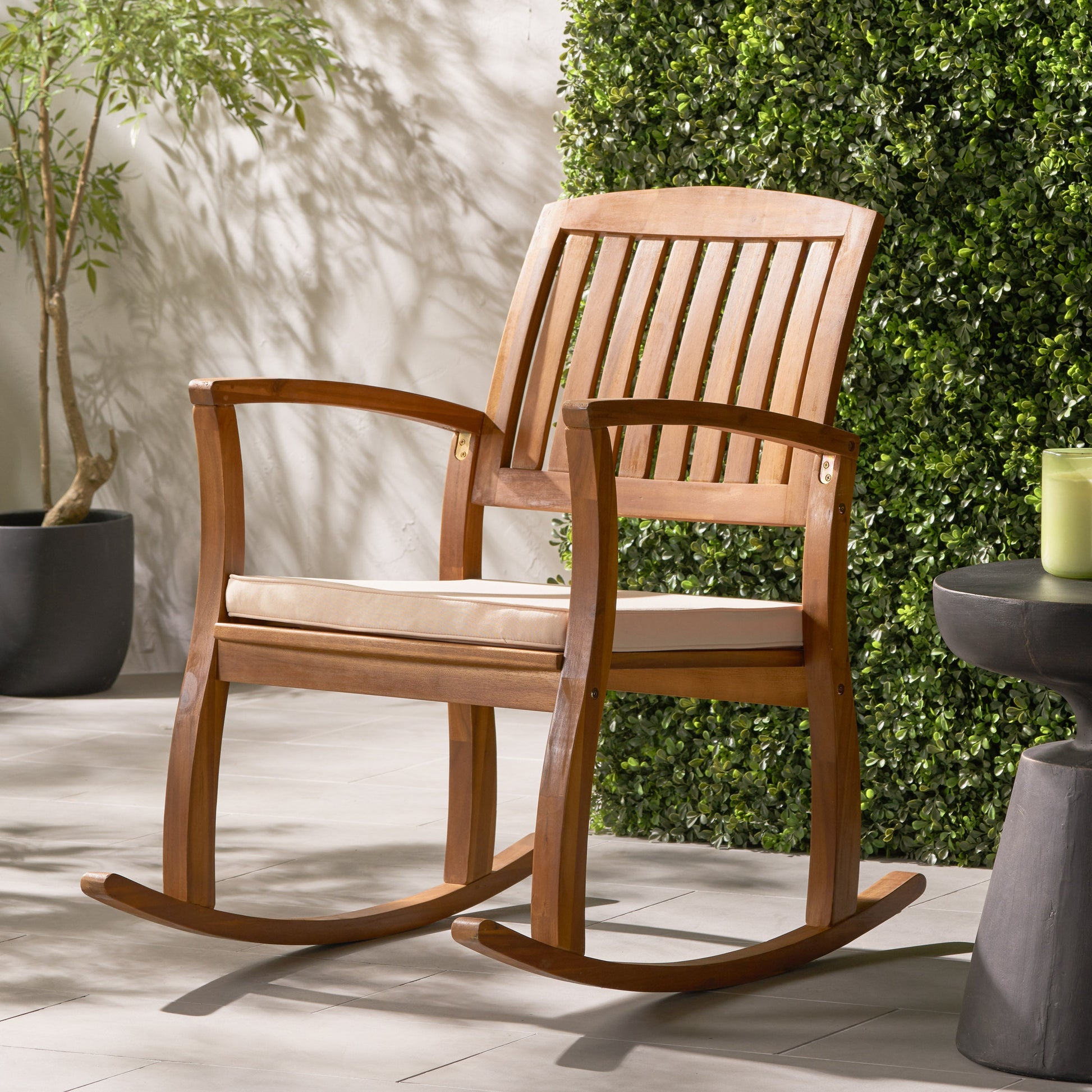 SELMA ROCKING CHAIR WITH CUSHION - Korvel