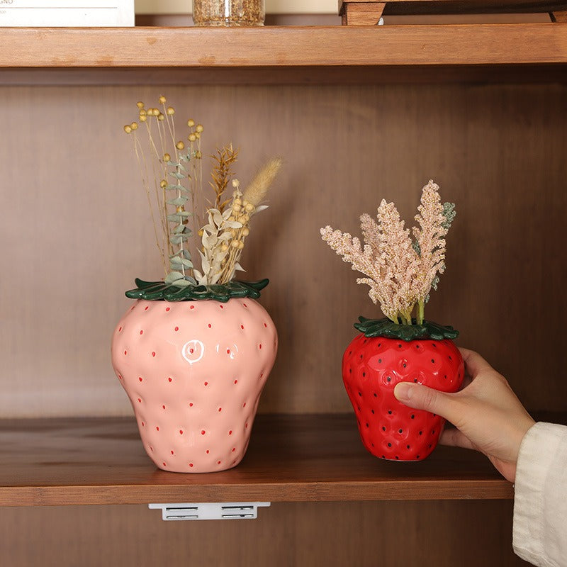 Strawberry ceramic vase, flower arrangement, living room home decoration ornament, hydroponic flower pot, high-end and high aest - Korvel