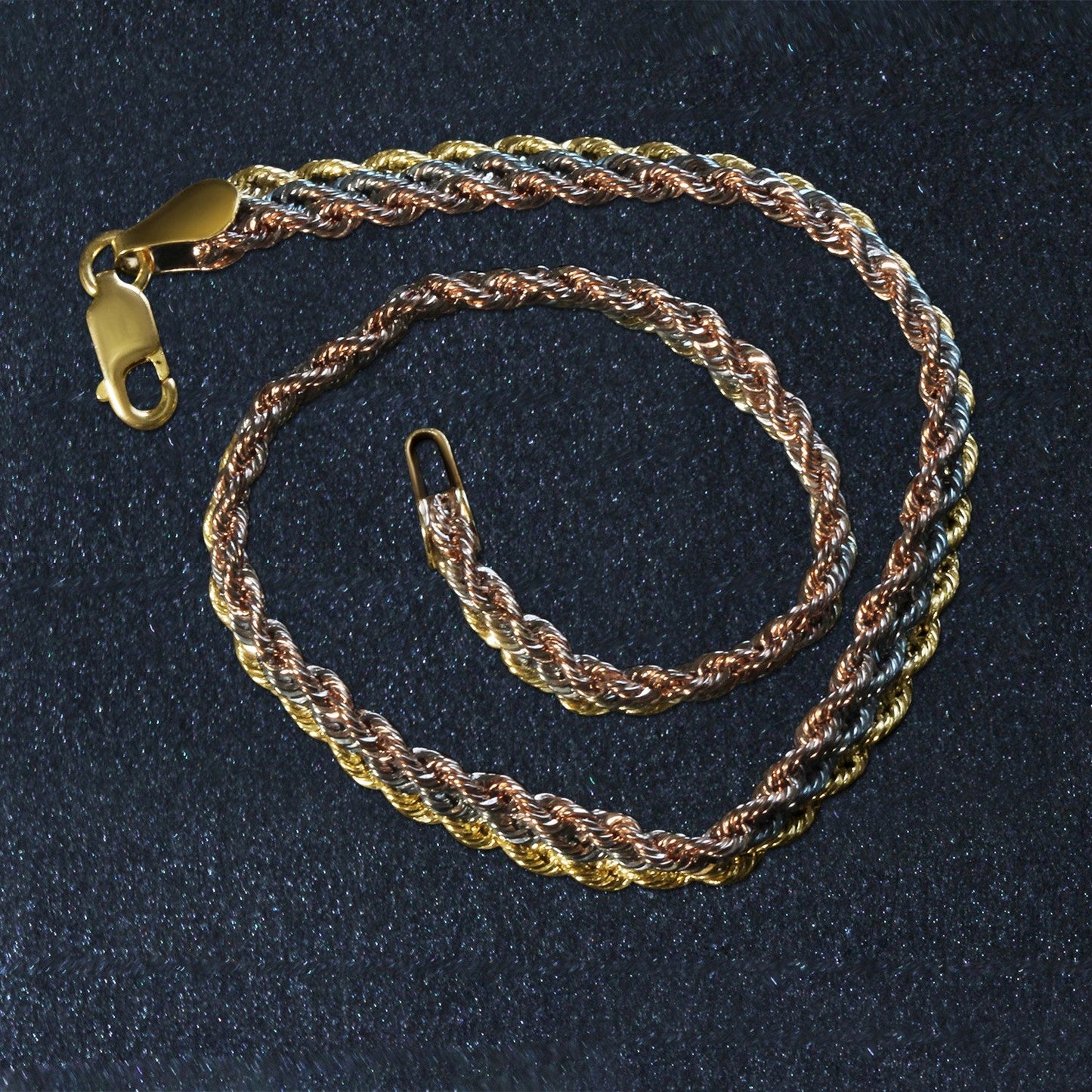 Bracelet en chaîne torsadée multi-brins en or tri-tonal 10k