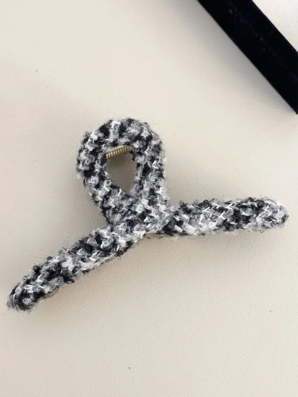 Contrast Hair Claw Clip - Korvel