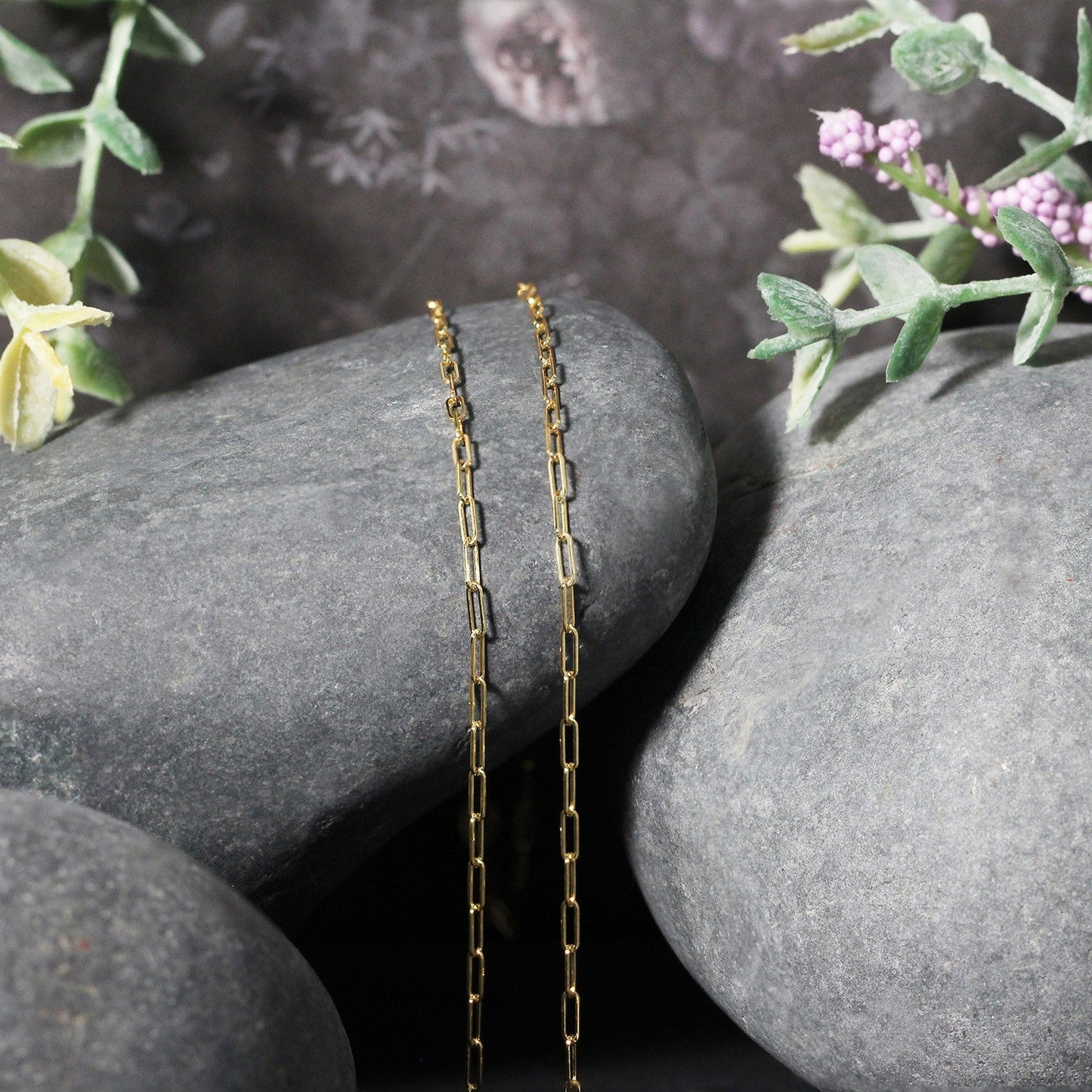 14K Yellow Gold Fine Paperclip Chain Necklace