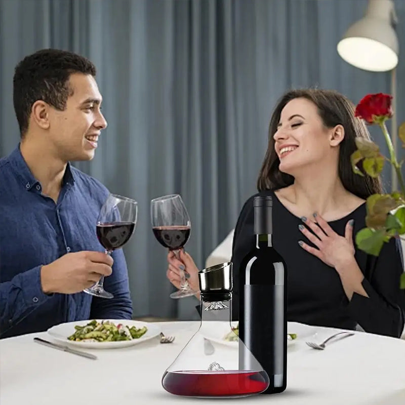 1500ML Hand - blown Crystal Wine Decanter with Built - in Aerator Pourer, ideal for red wine. - Korvel