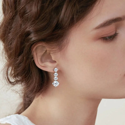 Boucles d'oreilles en argent sterling 925 de 4 carats en moissanite