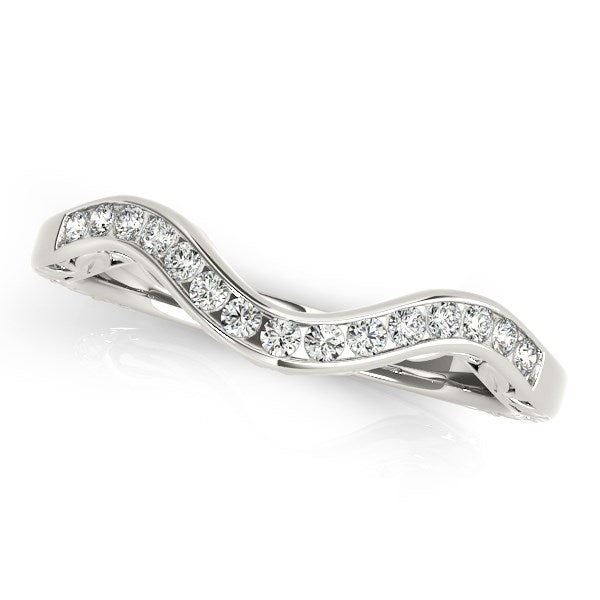 Anillo de boda de diamantes curvado de oro blanco de 14k