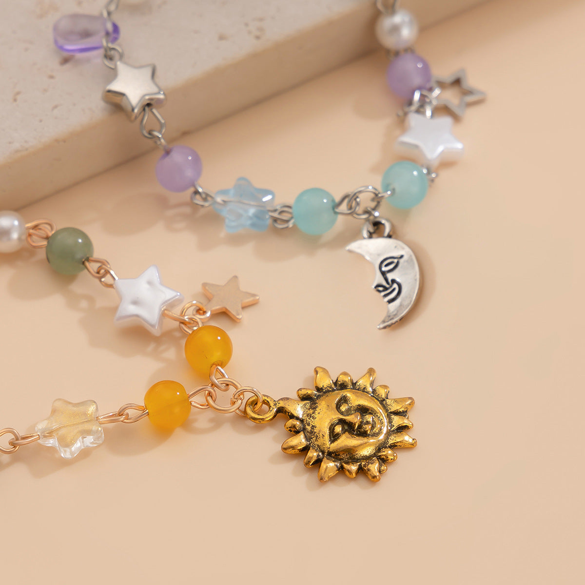 Fashionable and versatile peach heart turquoise bracelet, irregular alloy multi-element shell bracelet - Korvel