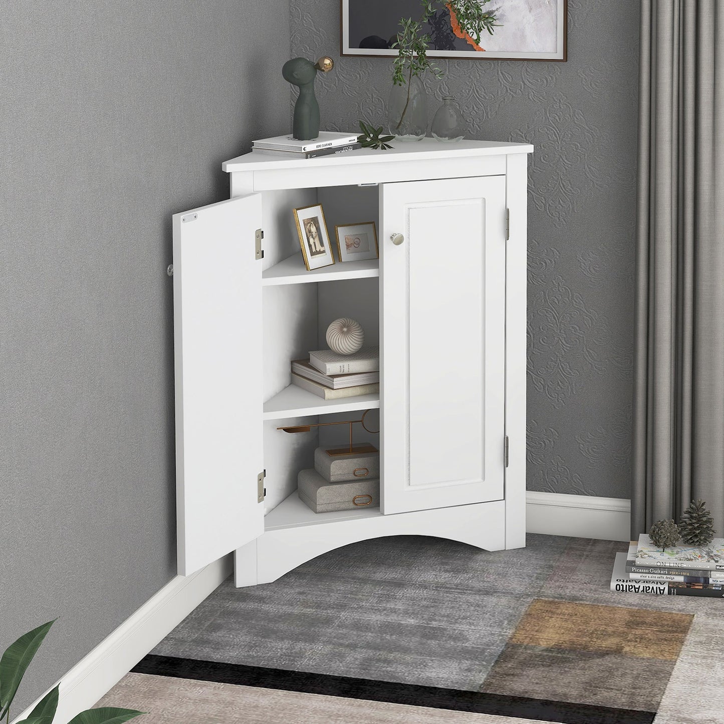 Elegante gabinete de almacenamiento triangular blanco con estantes ajustables