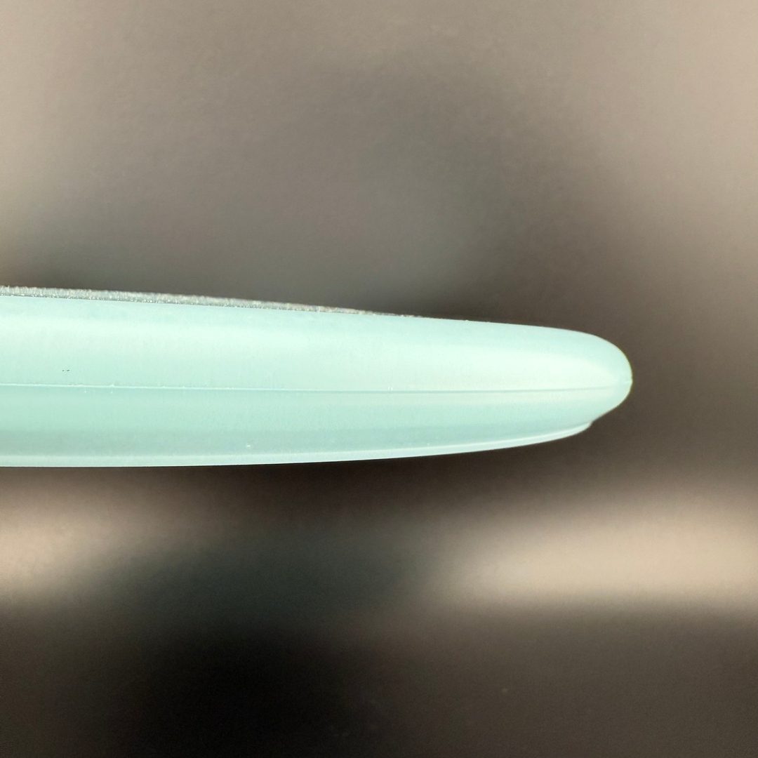 Putter de Disc Golf Primo Color Glow Cash