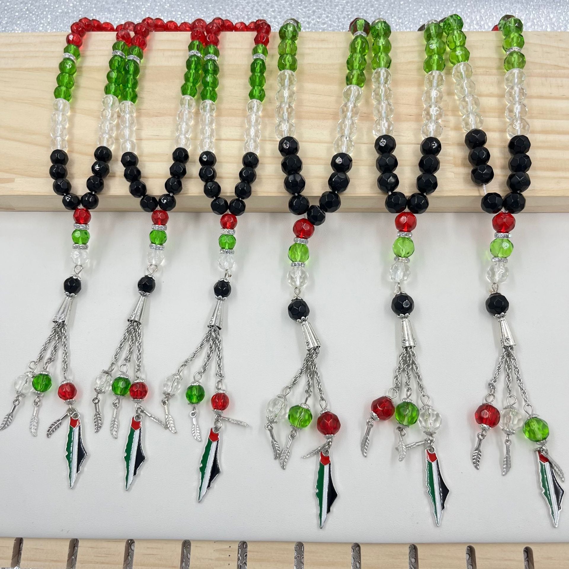 33 prayer beads in Palestinian flag colored crystal glass - Korvel