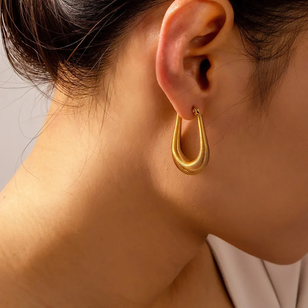 Titanium Steel U Shape Earrings - Korvel