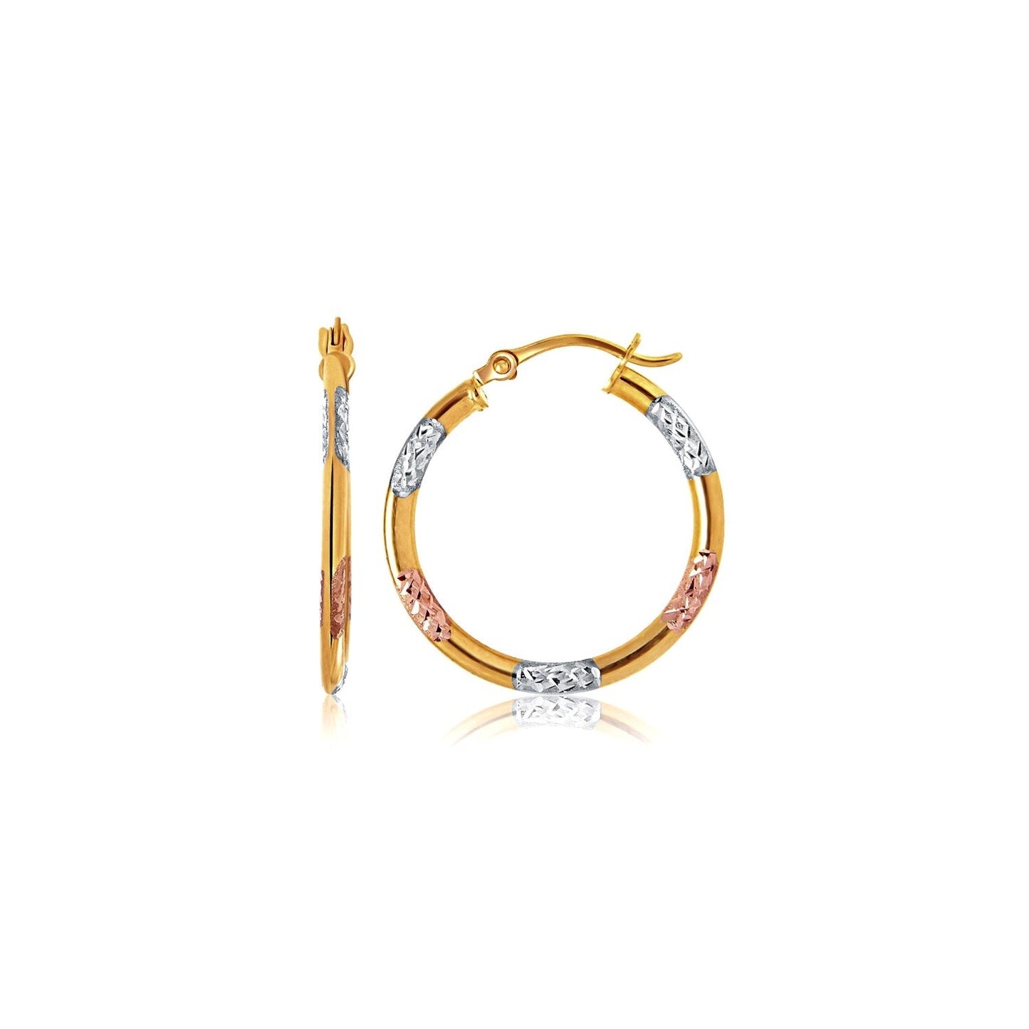 Boucles d'oreilles créoles classiques en or tri-couleur 10k avec détails en taille diamant