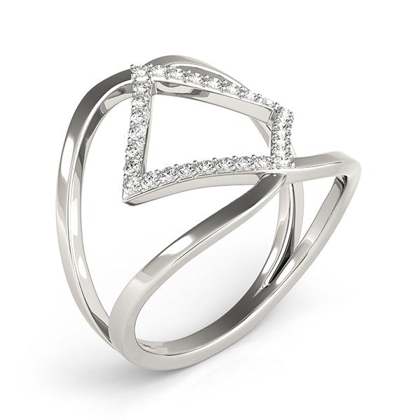 14k White Gold Interlaced Design Diamond Engagement Ring