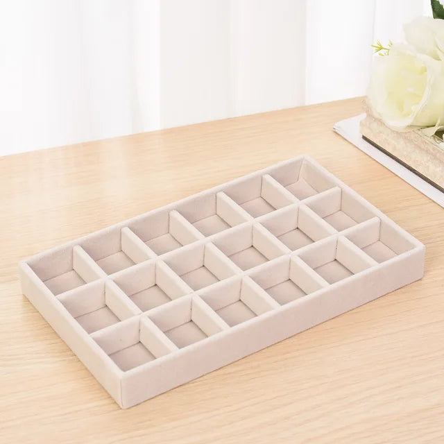 Plush jewelry storage box jewelry box rings earrings bracelets necklaces storage display shelf - Korvel