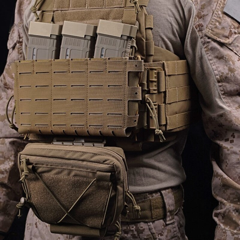 Tactical ARC V3 Molle Mag Pouch for M4/AR15, laser-cut, for hunting & airsoft. - Korvel