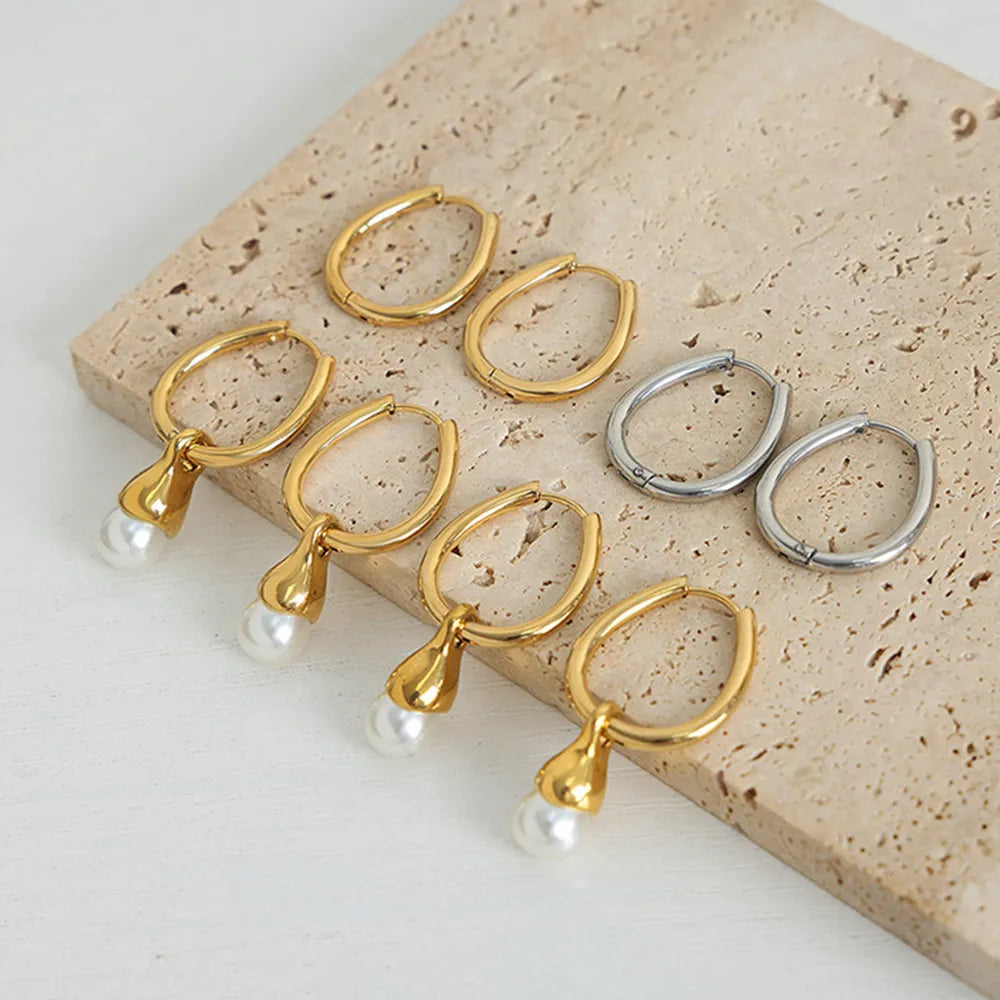 Boucles d'oreilles Huggie en acier titane premium