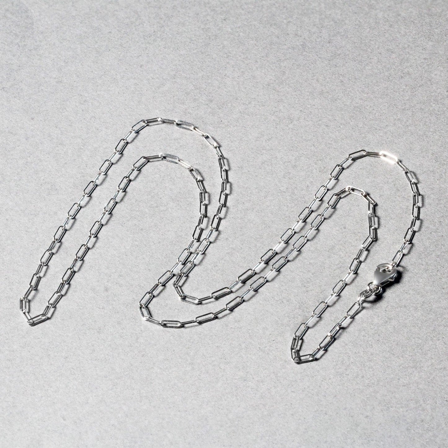 Collier en chaîne en papier clip en or blanc 14K