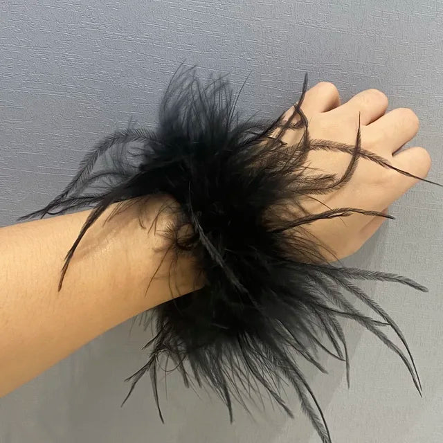 Real Ostrich feather cuff plumes bracelet for women white Cuffs pens Shirt with feathers girls fur cuffs ornament boa plume - Korvel